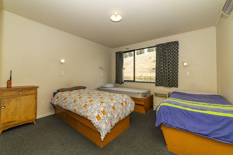 Photo of property in 42 Kawiu Road, Levin, 5510