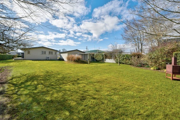 Photo of property in 42 Newburn Street, Waikaia, 9778