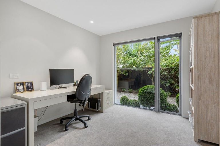 Photo of property in 86 Hinau Street, Riccarton, Christchurch, 8041