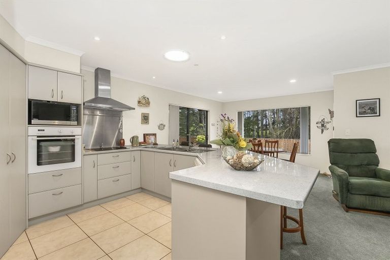 Photo of property in 7 Lough Bourne Drive, Pukekohe, 2120