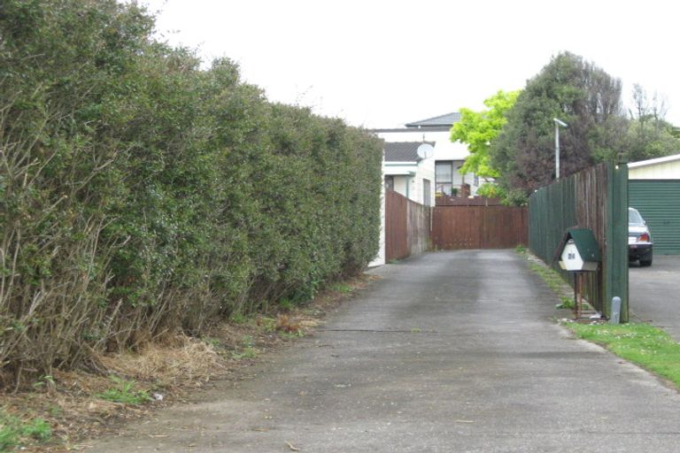 Photo of property in 2/24 Matapouri Road, Mangere Bridge, Auckland, 2022