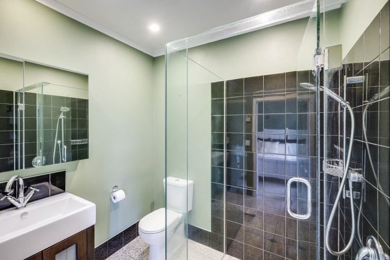 Photo of property in 212 Terrace Road, Parkvale, Hastings, 4122