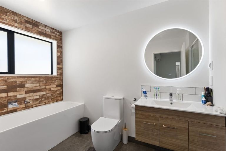 Photo of property in 144 Linwood Avenue, Linwood, Christchurch, 8011