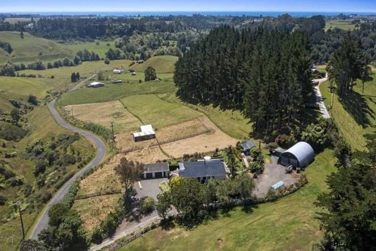 Photo of property in 543 Mataro Road, Onaero, Urenui, 4375