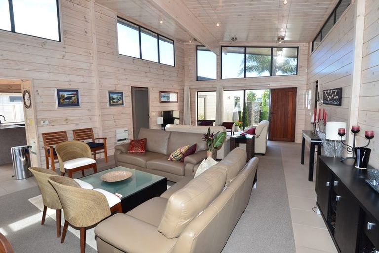 Photo of property in 115 Motu Hei, Pauanui, Hikuai, 3579