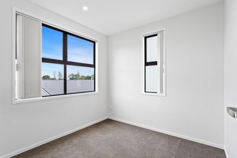 Photo of property in 1e Gloucester Road, Manurewa, Auckland, 2102