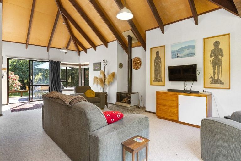 Photo of property in 59 Pihanga Road, Kuratau, Turangi, 3381