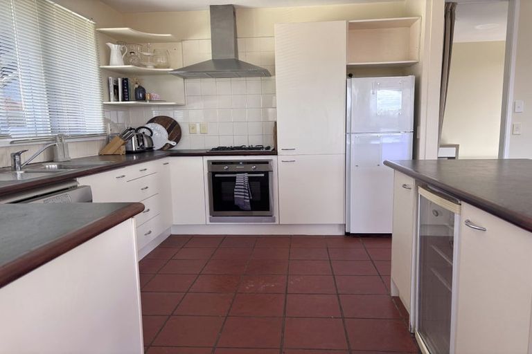 Photo of property in 1/21 Peter Terrace, Castor Bay, Auckland, 0620