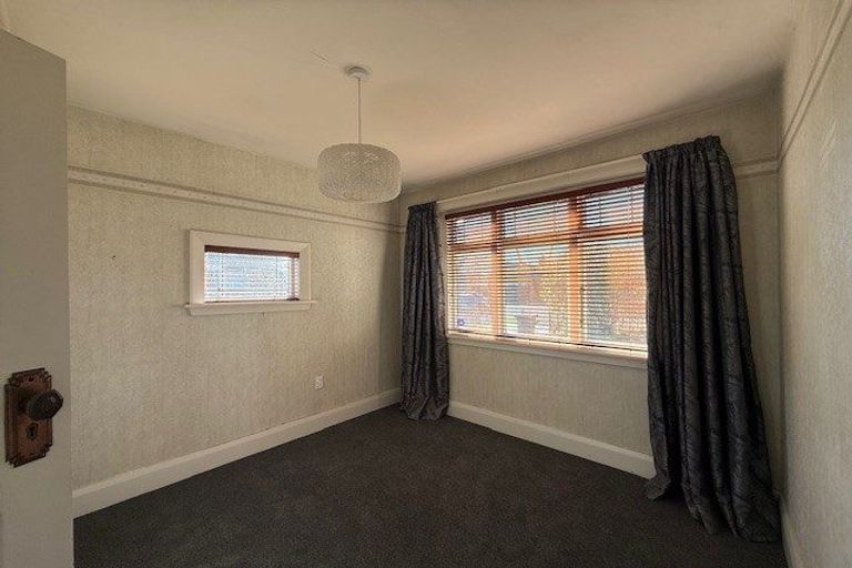 Photo of property in 11 Alpha Avenue, Strowan, Christchurch, 8052