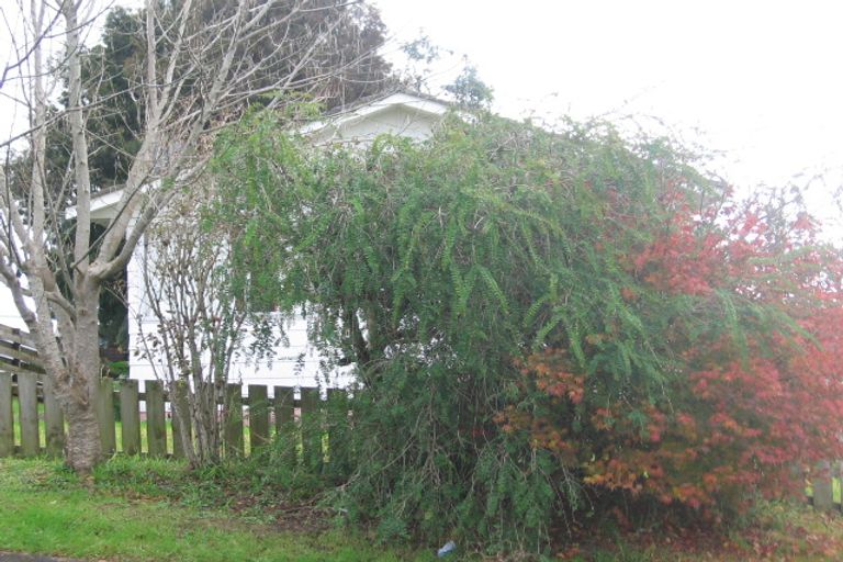 Photo of property in 11 Doone Place, Massey, Auckland, 0614