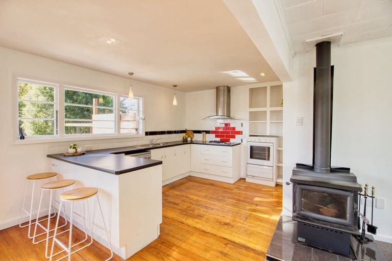 Photo of property in 28 Leistrella Road, Hoon Hay, Christchurch, 8025