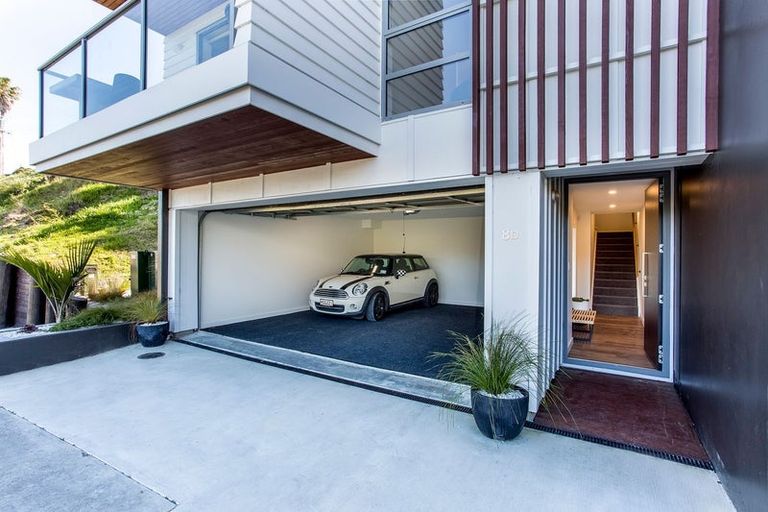Photo of property in 8a Huka Road, Birkenhead, Auckland, 0626