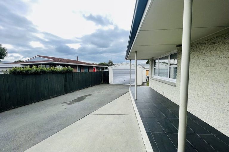 Photo of property in 27 Toorak Avenue, Avonhead, Christchurch, 8042