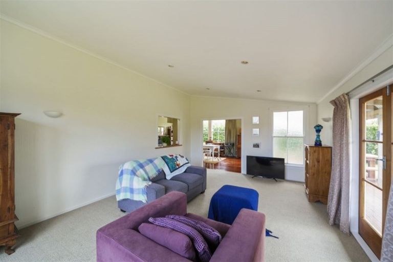 Photo of property in 10 Regent Street, Hawera, 4610