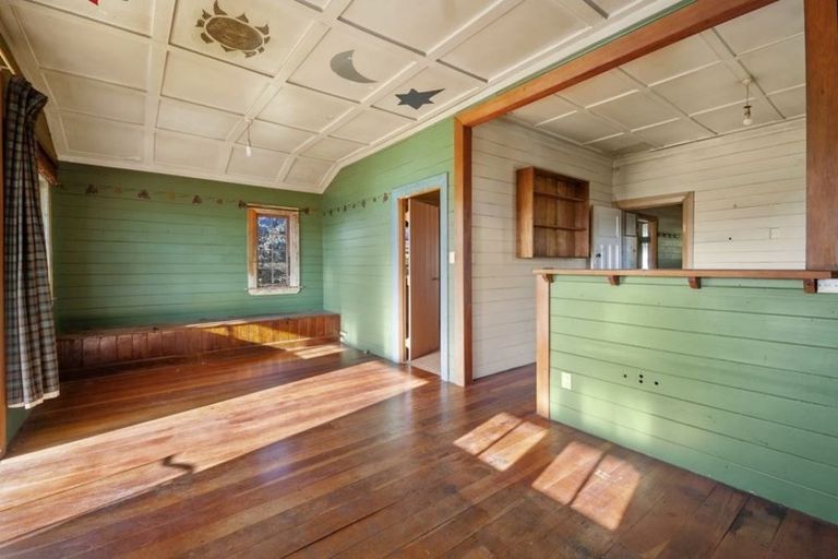 Photo of property in 3 Bernard Street, Two Mile Bay, Taupo, 3330