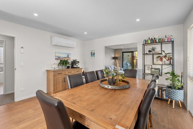 Photo of property in 97 Burdon Loop, Lake Hawea, 9382
