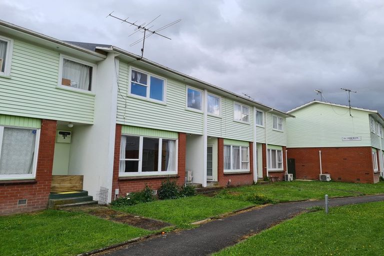 Photo of property in Shakespeare Flats, 8/48 Merton Street, Trentham, Upper Hutt, 5018
