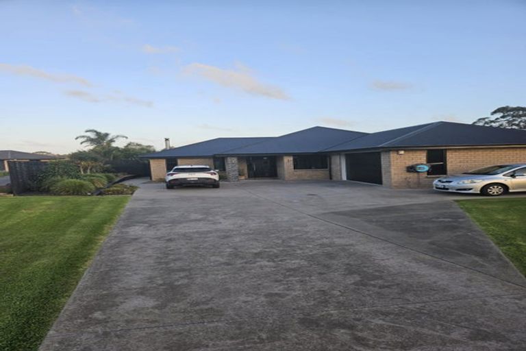 Photo of property in 39 Kendallvale Drive, Waiuku, 2123