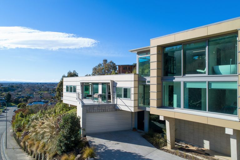 Photo of property in 1 Stonehaven Terrace, Hillsborough, Christchurch, 8022