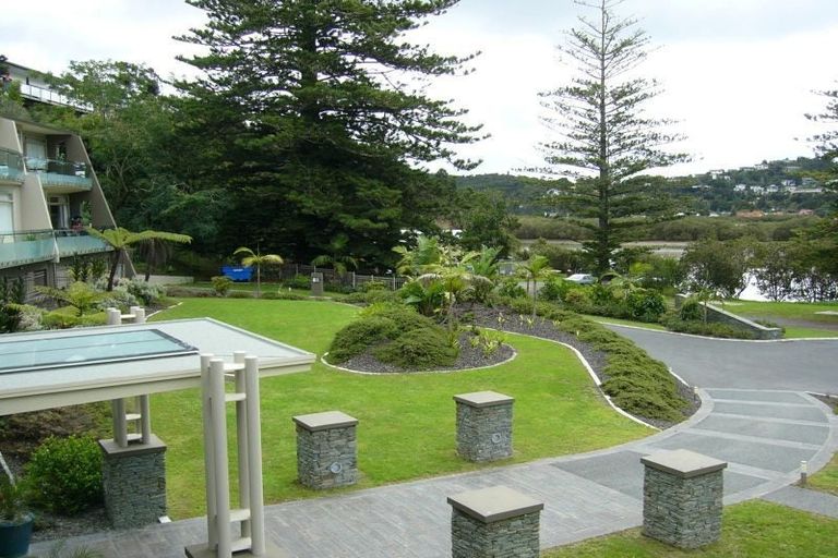 Photo of property in Bridgewater Apartments, 310/7 Te Rangi Cross Road, Paihia, 0200