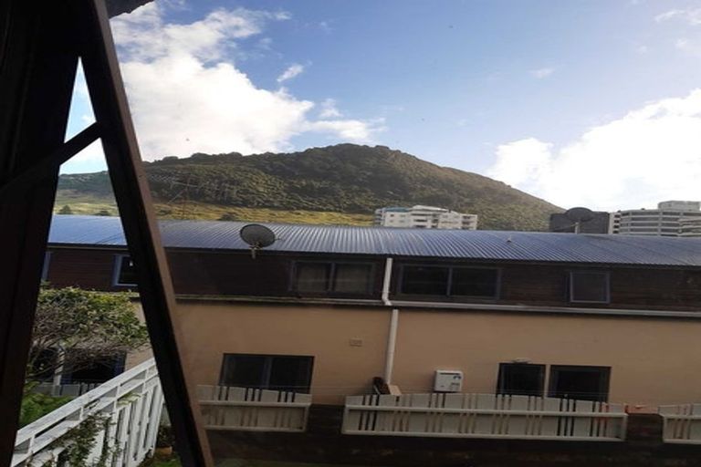 Photo of property in 40 Maunganui Road, Mount Maunganui, 3116