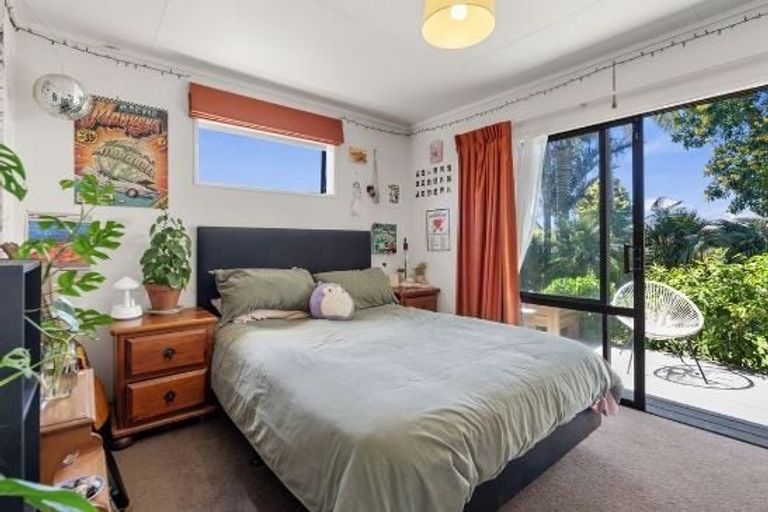 Photo of property in 21 James Cook Drive, Welcome Bay, Tauranga, 3112