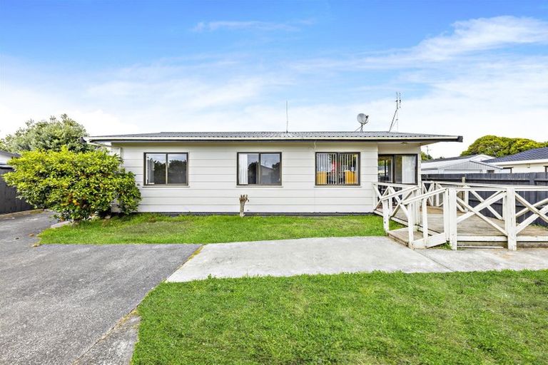 Photo of property in 1/41 Station Road, Takanini, 2112