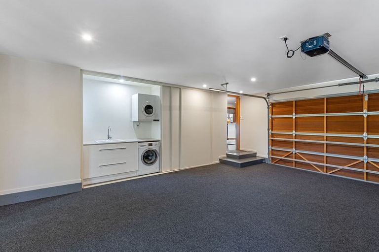 Photo of property in 11 Massey Crescent, St Albans, Christchurch, 8014