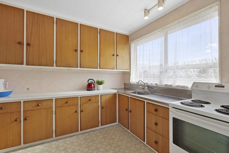 Photo of property in 10a Chilman Street, Strandon, New Plymouth, 4312