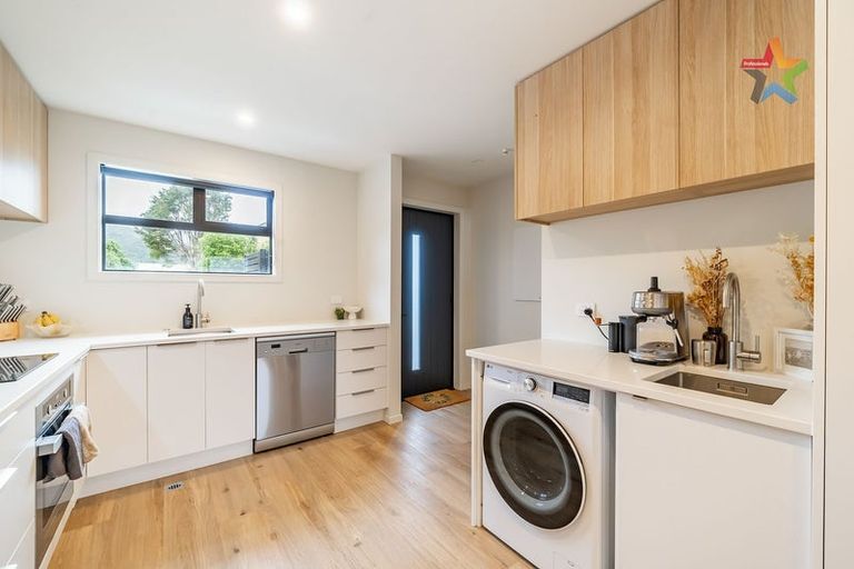 Photo of property in 6/489 Riverside Drive, Fairfield, Lower Hutt, 5011