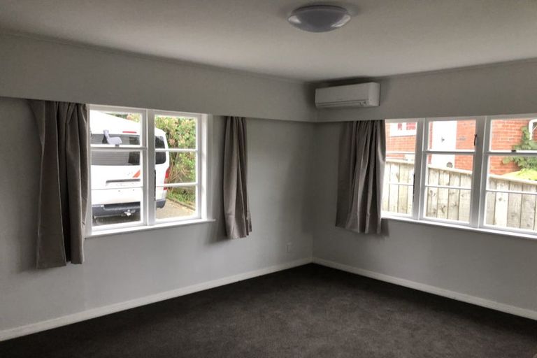 Photo of property in 33 Hindmarsh Street, Johnsonville, Wellington, 6037