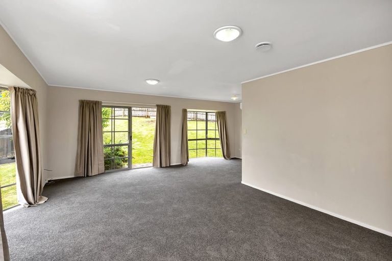 Photo of property in 2/79 Station Road, Te Kamo, Whangarei, 0112