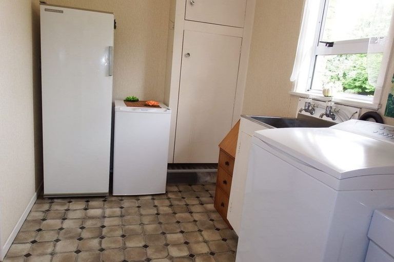 Photo of property in 55 Broadway, Stratford, 4332