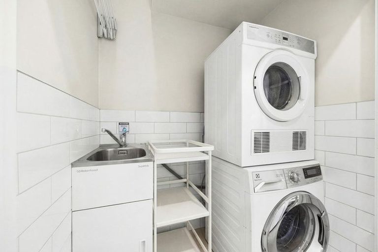 Photo of property in 46 Pukewhero Rise, Westgate, Auckland, 0614