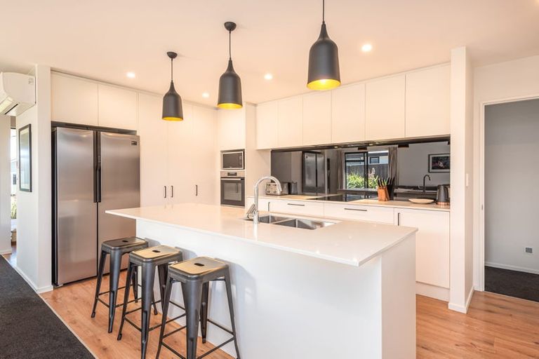 Photo of property in 30 Highgate Drive, Rangiora, 7400