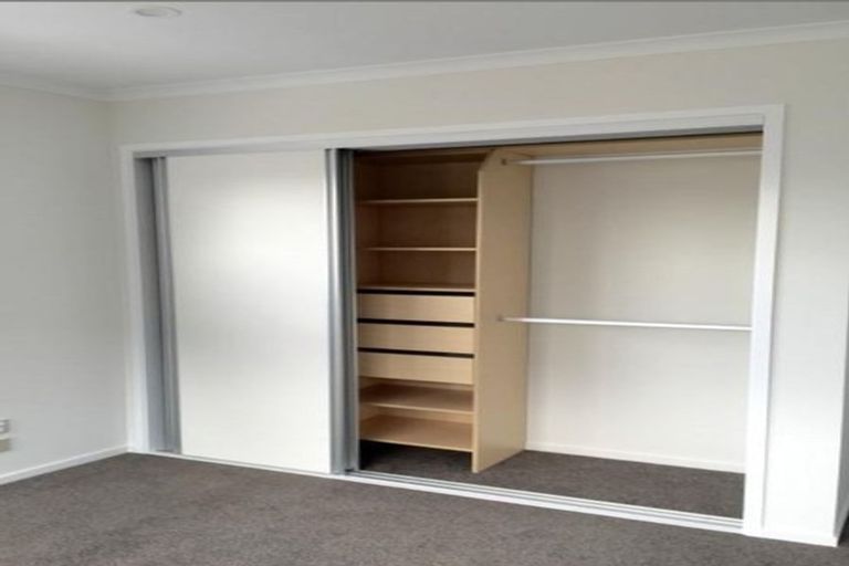 Photo of property in 1 Mapou Road, Hobsonville, Auckland, 0616