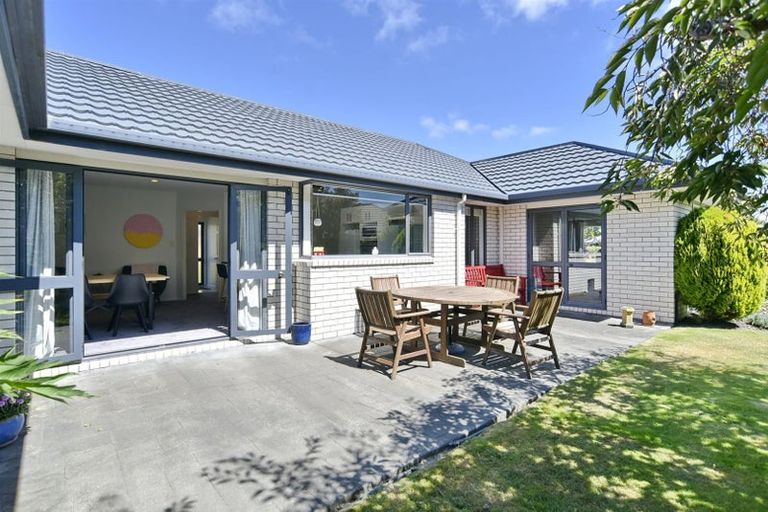 Photo of property in 20 Innisfree Place, Northwood, Christchurch, 8051