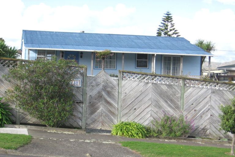 Photo of property in 31 Piko Street, Titahi Bay, Porirua, 5022
