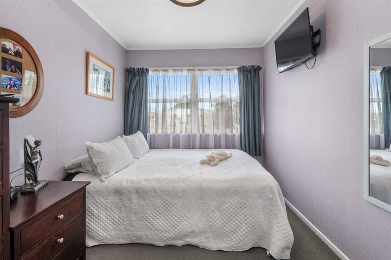 Photo of property in 49 Martin Street, Utuhina, Rotorua, 3015