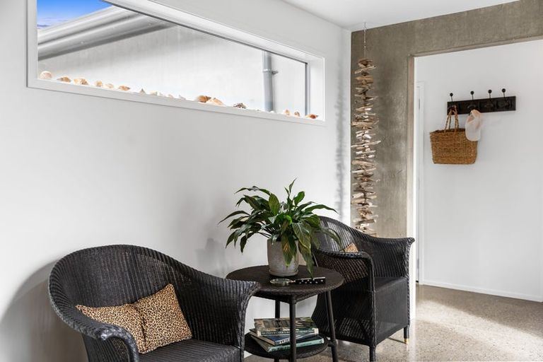 Photo of property in 14 Pairuku Lane, Peka Peka, Waikanae, 5391