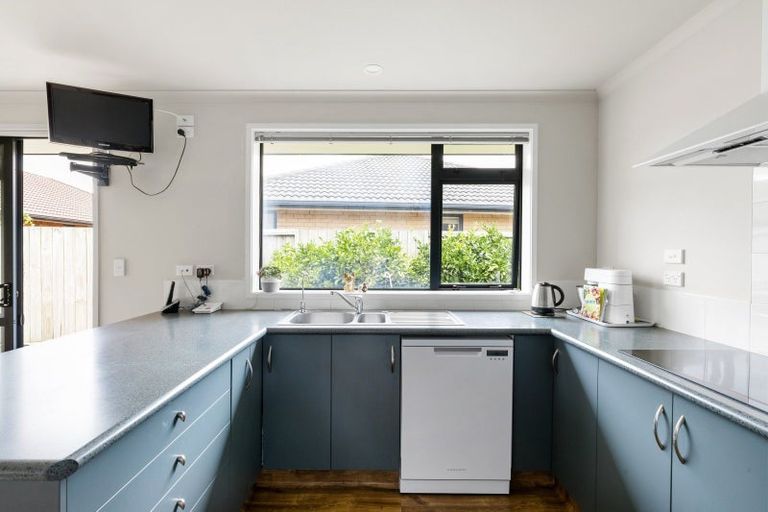 Photo of property in 5 Holcroft Place, Huntington, Hamilton, 3210