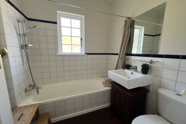 Photo of property in 35 Cooper Street, Karori, Wellington, 6012