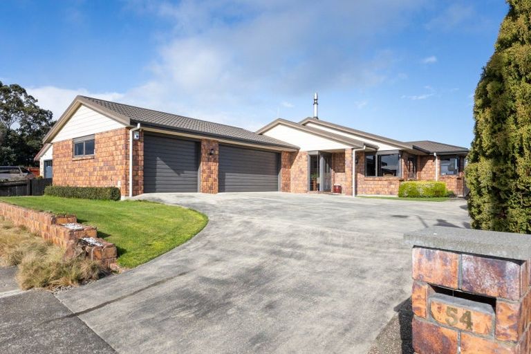 Photo of property in 54 Peter Hall Drive, Kelvin Grove, Palmerston North, 4414