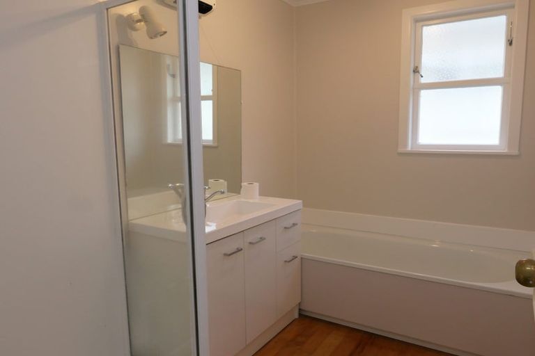 Photo of property in 47 Te Kupe Road, Paraparaumu Beach, Paraparaumu, 5032