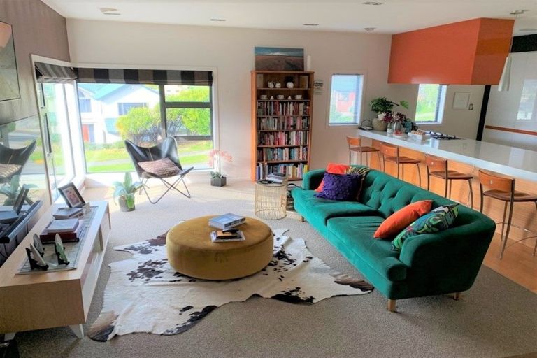 Photo of property in 52 The Masthead, Whitby, Porirua, 5024