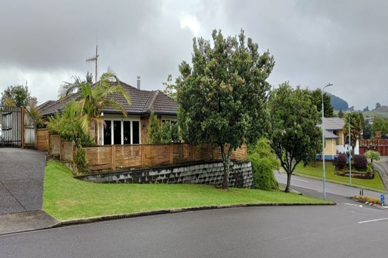 Photo of property in 12 Orion Drive, Welcome Bay, Tauranga, 3112
