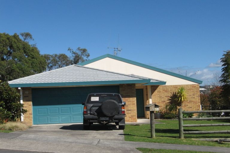 Photo of property in 108 Meander Drive, Welcome Bay, Tauranga, 3112