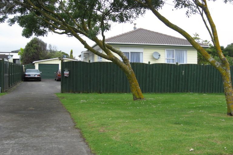 Photo of property in 26 Matapouri Road, Mangere Bridge, Auckland, 2022