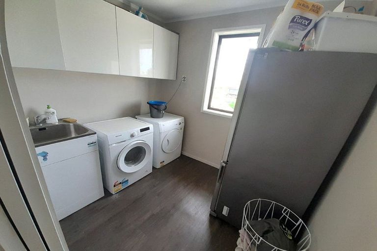 Photo of property in 15 West Street, Tuakau, 2121