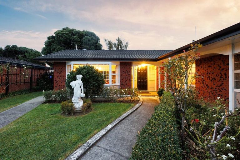 Photo of property in 7 Woodfield Avenue, Roslyn, Palmerston North, 4414